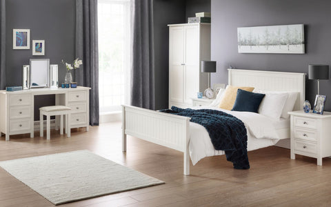 Maine Surf White Bedroom