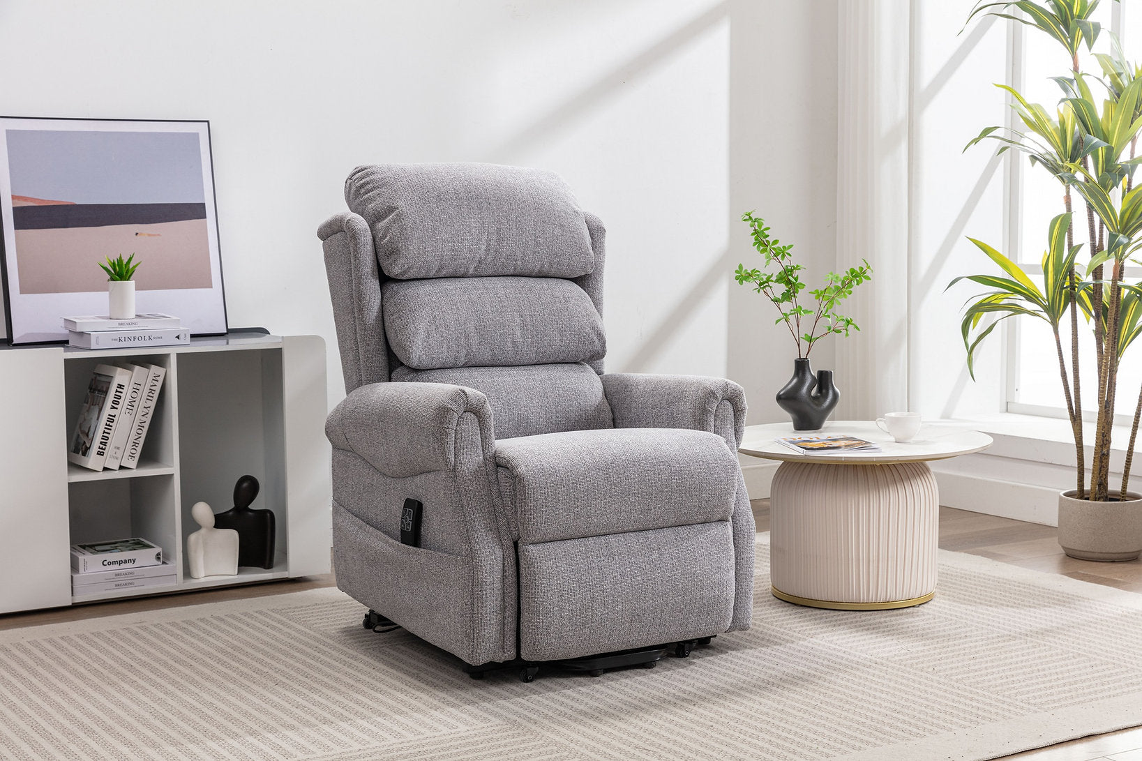 Luxembourg Lift and Rise Recliner